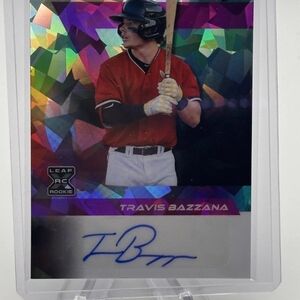 Leaf Vivid Travis Bazzana Autograph Card